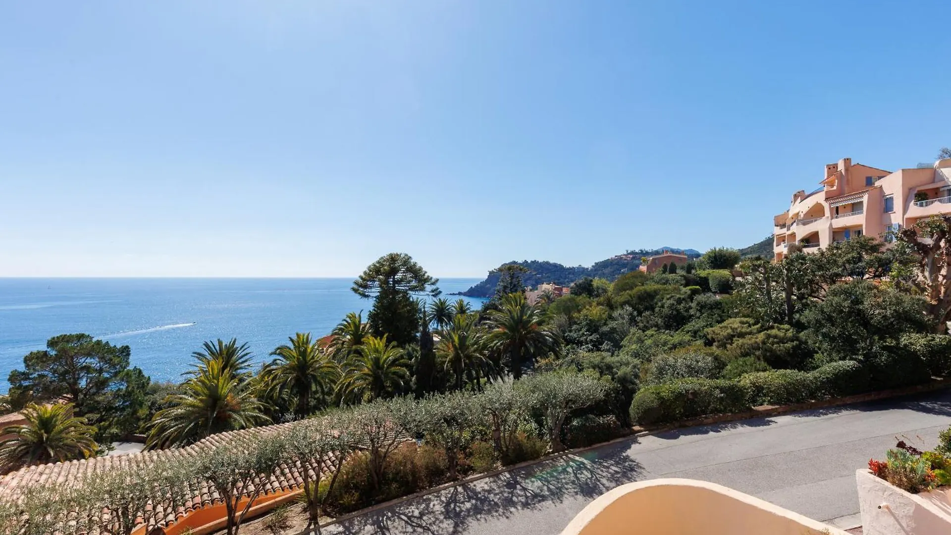 L'Evasion Luxury Apartment Stunning Sea View - Swimming Pool - Parking Theoule-sur-Mer